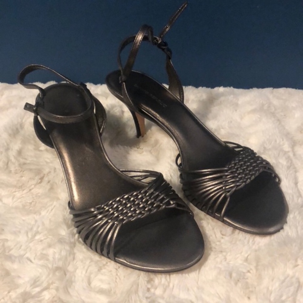 Banana Republic Bailey Woven kitten heel - pewter